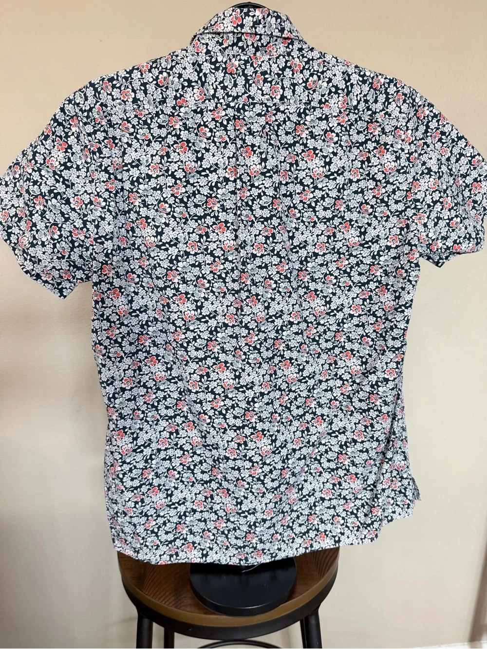 Men's J Crew Flex Washed Floral Print Size M Short Sleeve Button Down Shirt